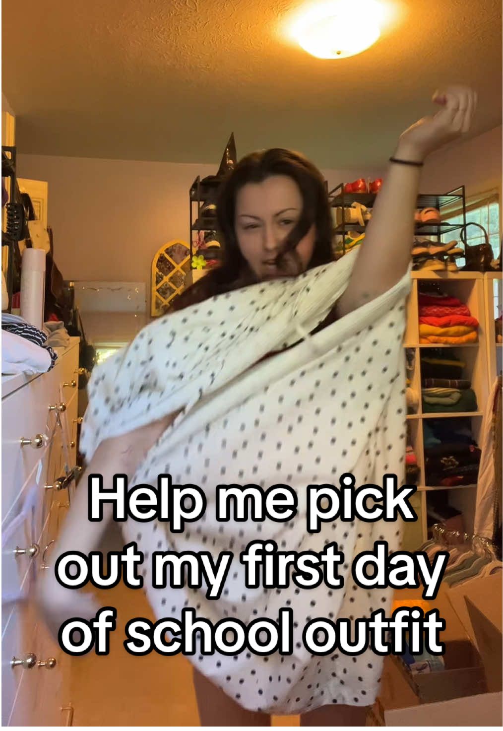 watching this back i might hate all of these outfits… maybe it’s just the lighting #teacheroutfits #teacherstyle #OOTD #pickoutmyoutfit #firstdayofschool 