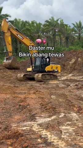 #operatormuda #operator_excavator #kulicangkul #operatorsany #panborneo 