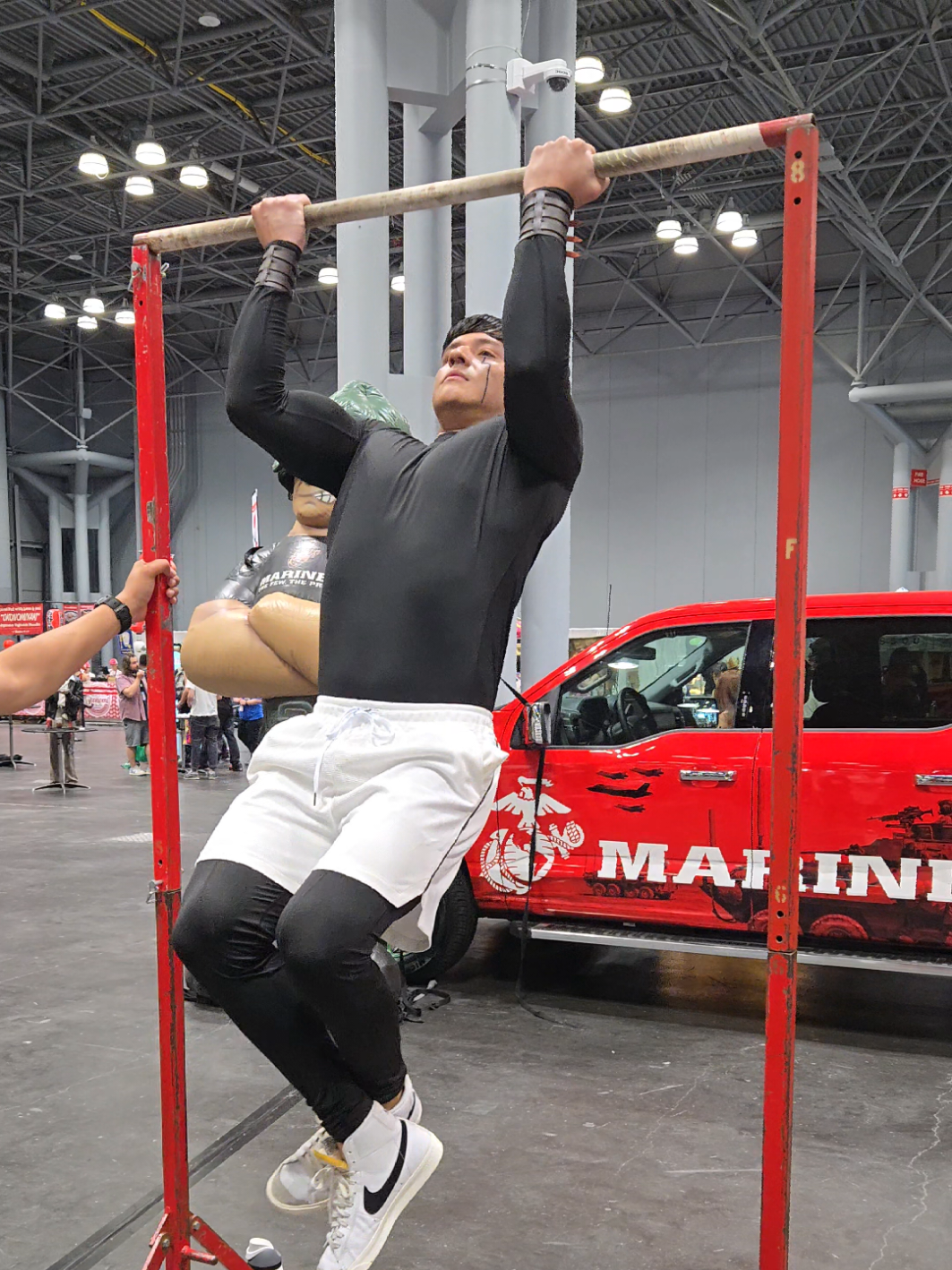 honestly only did this for the pump 💪🏽😂 #mash #pullups #animenyc #mashlemagicandmuscles #mashle 