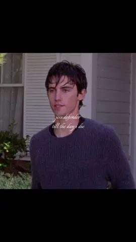 lorelai hated him cus she was him 😬😬#tvshow #gilmoregirls #jess #2000s #teamjess 