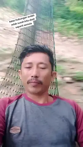 gelas retak..