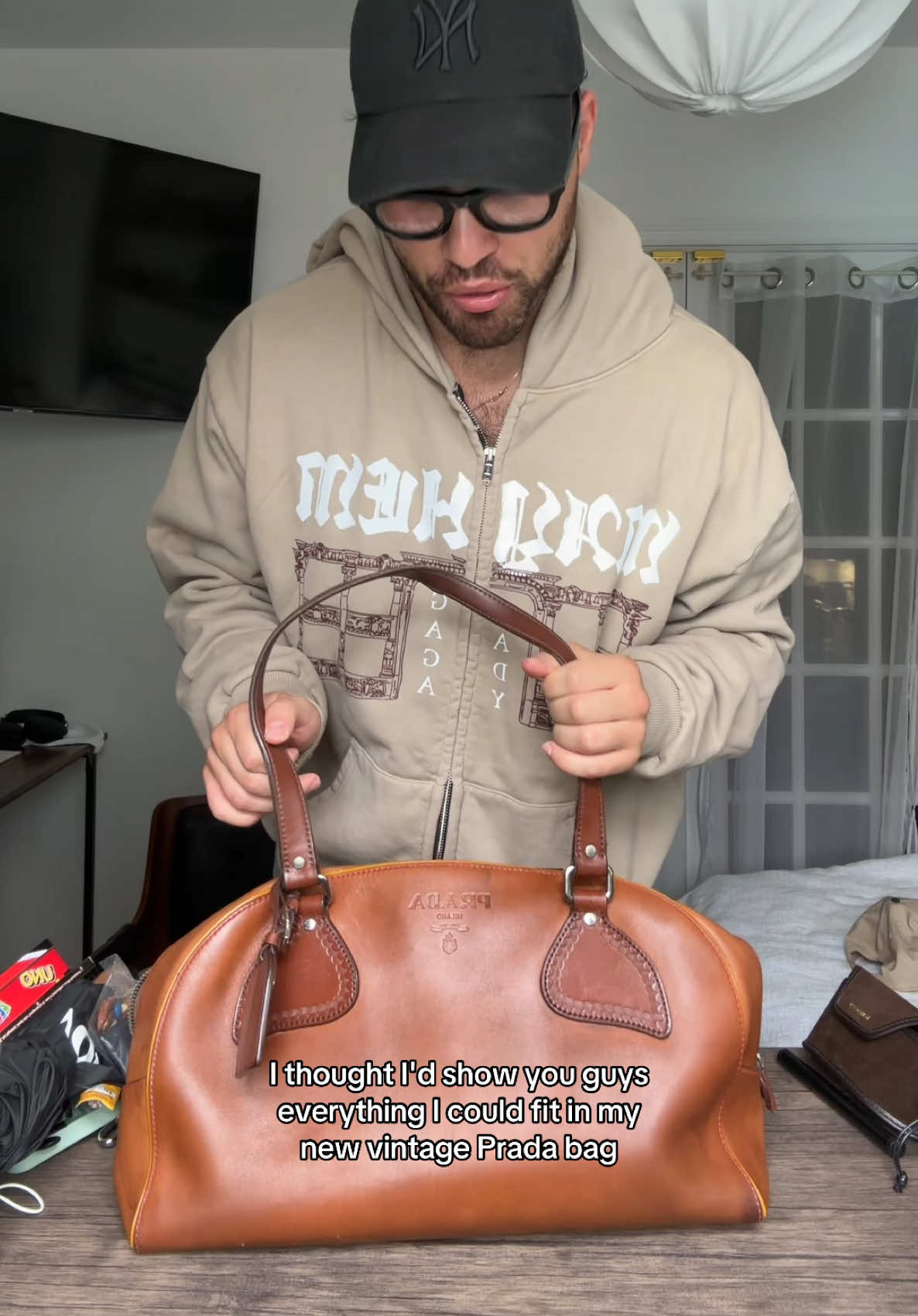 Packing my new vintage Prada bag dir the first time 🤩 Whats a must have in your every day bag? I like to be prepared for anythinf 😭👜🛍️🧚 #whatsinmybag #vintageshopping #prada #therealreal #haul #packwithme 