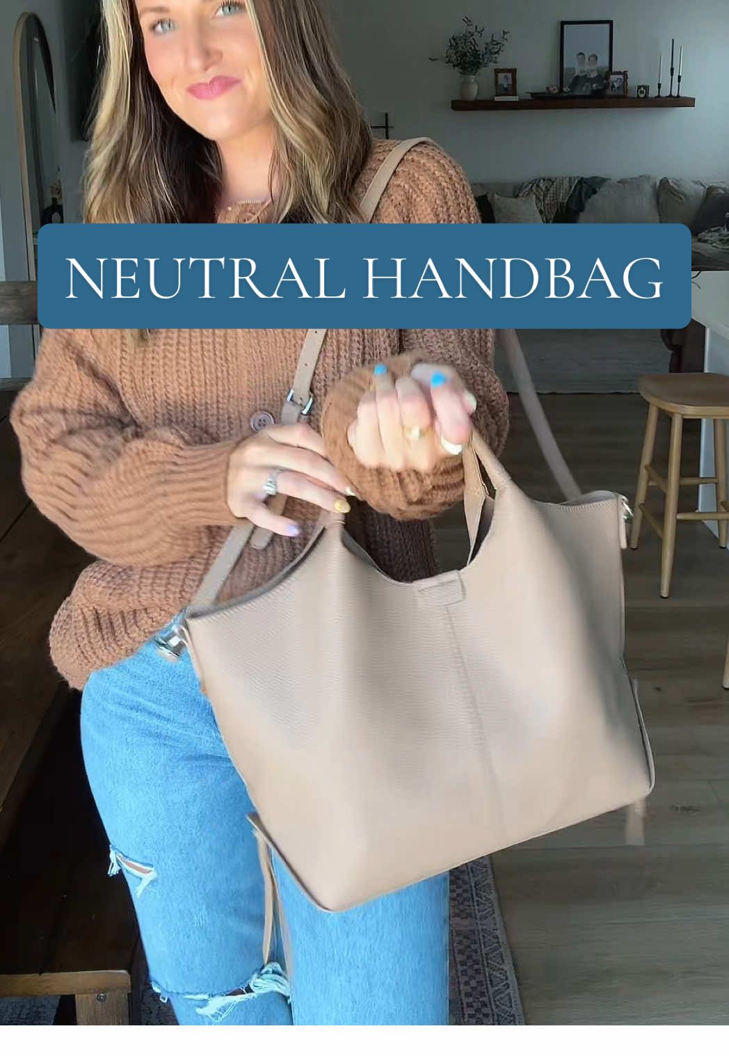 The perfect handbag for your fall wardrobe ✨ #purse #handbag #shoulderbag #fallfashion #fallaccessories 