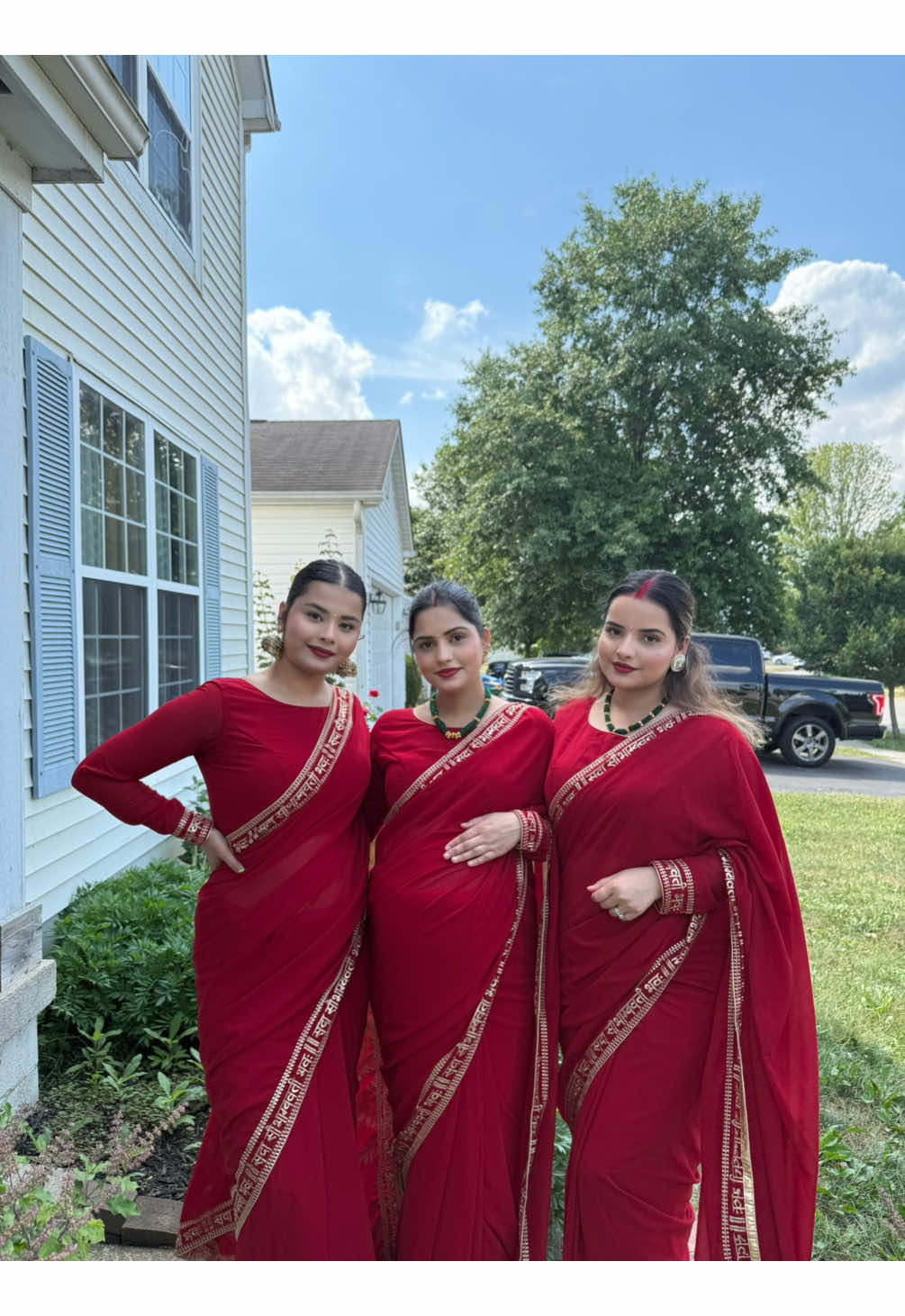 Teej Vibes. ❤️ #fyp #sisters #teejspecial #foryoupage #nepaligirl @Prava𝜗𝜚˚ @Iambalikaa ♡ 