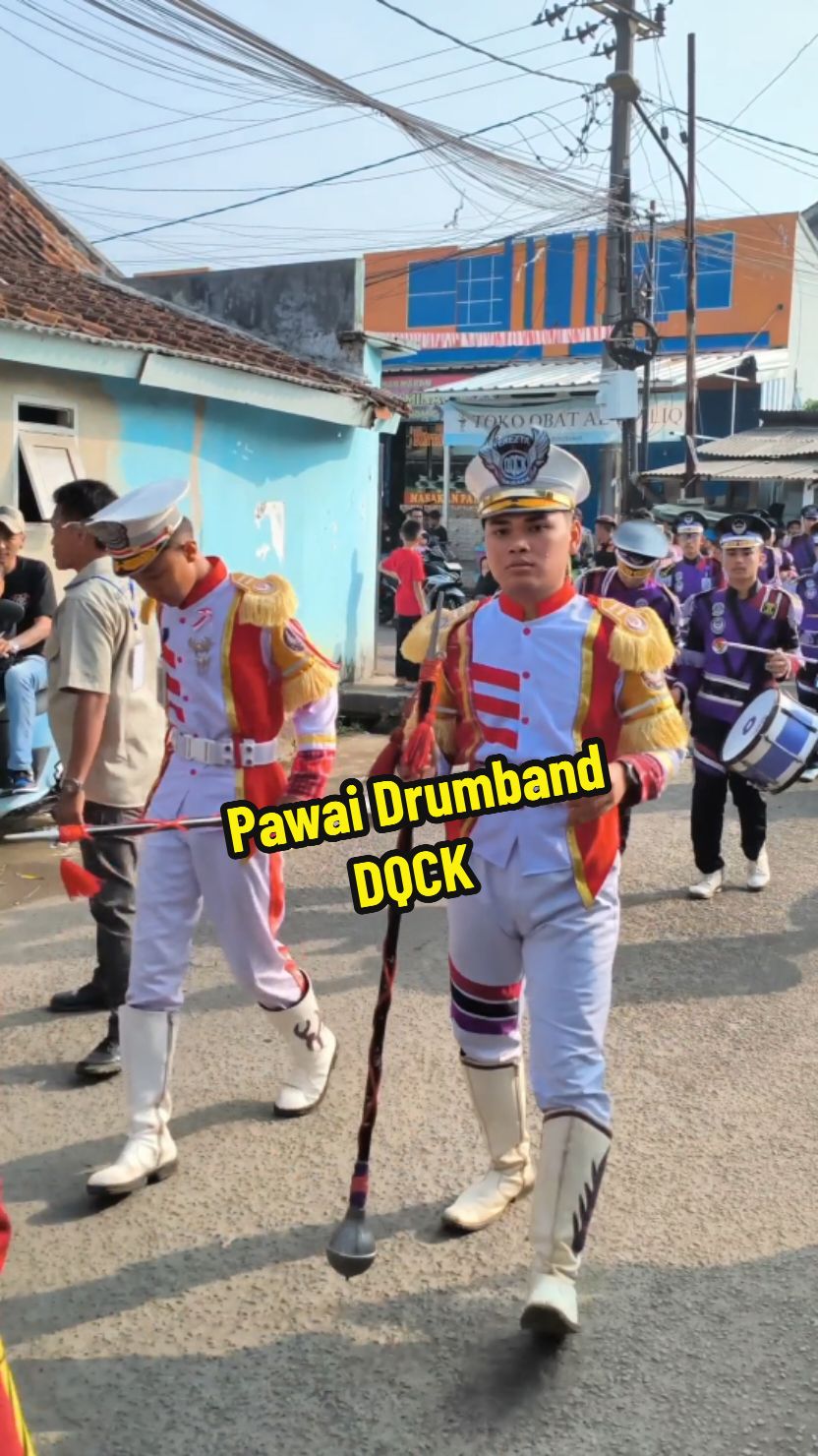 Pawai Gebyar Agustusan Bersama Drumband DQCK Di Cibatu legok.  #pawaiagustusan #drumband #drumbandsukabumi🥁🎺 #drumbandsukabumi #pawai 