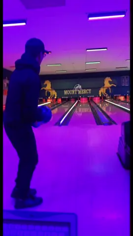 #carmelochoi #carmeloschapters #bowlingtiktok #stormbowling #rotogripbowling 