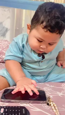 ada aja tingkah sigemoyy🥰🥰🤣 #bayilucu #fyppppppppppppppppppppppp #bayigemoyku❣️ #f #ceritabaimmm 