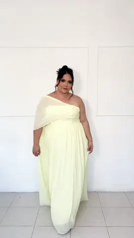 Vestido amarillo pastel 🌻 #curvy #plussize #modamujer #loveyourself #grwm 