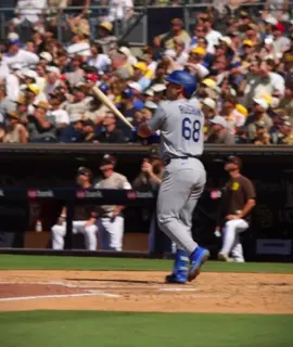Big W in San Diego 🫡 #fyp #MLB #baseball #mlbtiktok #dodgers 