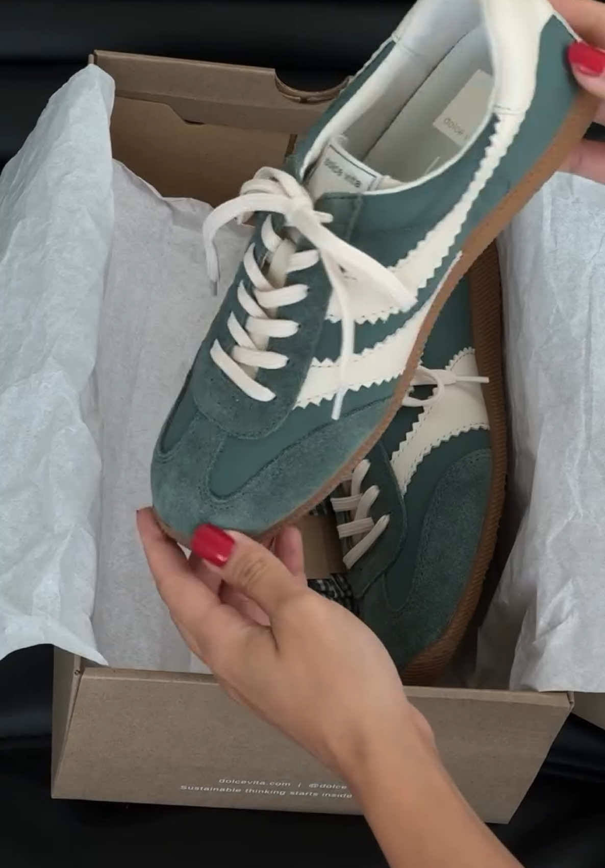 yes, they come with compliments
