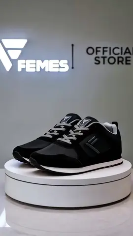 Femez Lite Como Sepatu Sneakers Pria Hitam Abu #Famez #Sepatucasual #Sepatusneakers #sepatupria #treding 