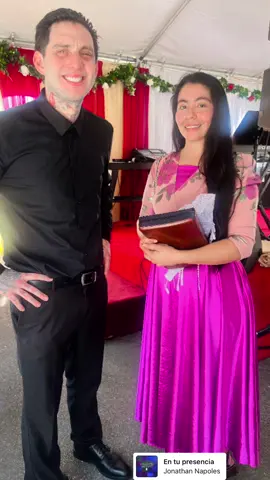 Fuerte testimonio quien Iva a pensar que antes cuando yo anduve en el mundo escuchaba su musica y ahora para la honra para Yahweh escucho su testimonio y predica #tiktoklive #you #pageforyou #fy #pageforyou @Larry Over 💥✈ 
