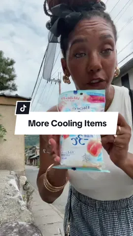 The Biore body wipes have my ass on fire right now #kyoto #Summer #biore 