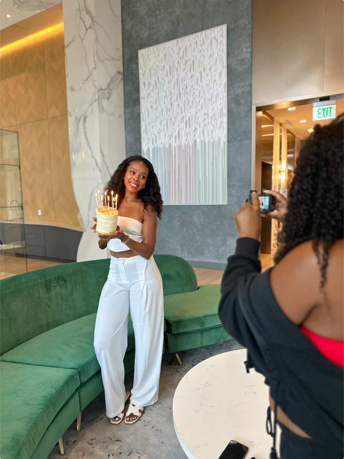 these clips were on the iPhone after we loss lighting… im shook at the results yall #randombirthdayshoot #onlyindade #miami #leoseason 