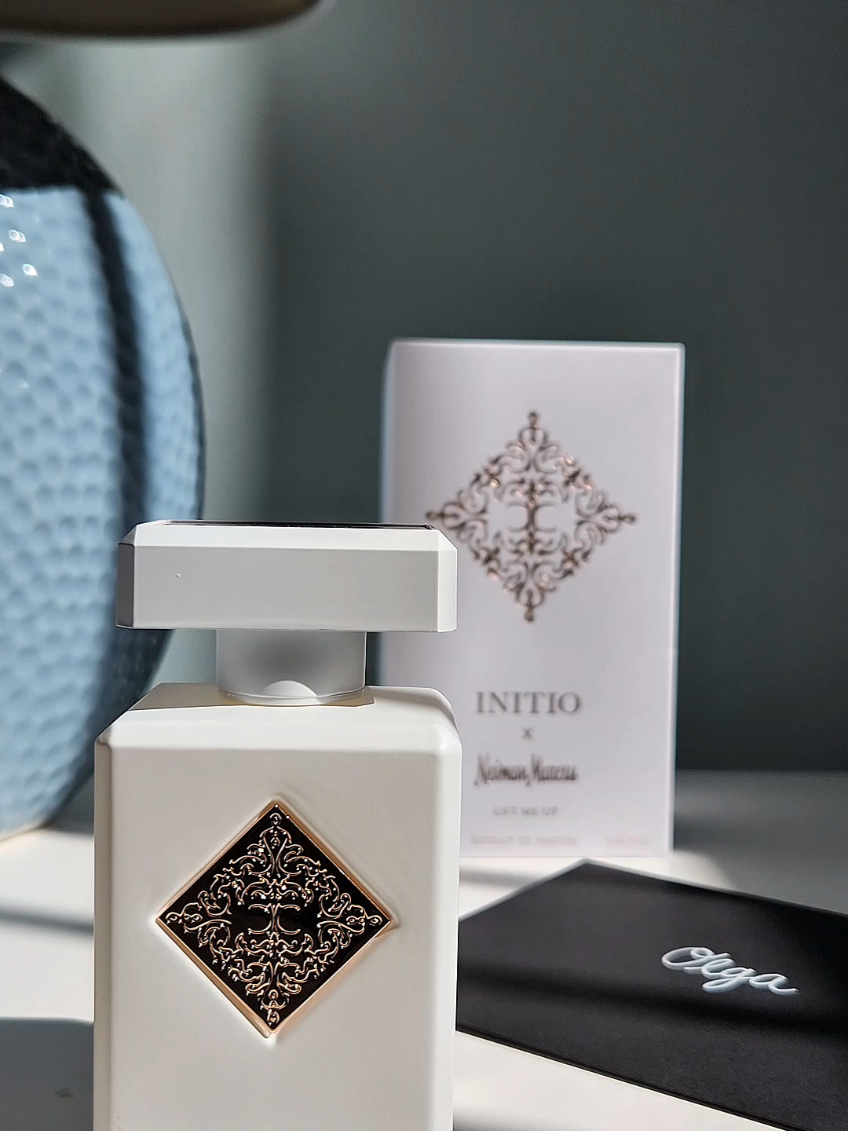 @INITIO Parfums Privés  latest fragrance Lift Me Up arrives @Neiman Marcus on September 1st 🤍 #InitioParfumsPrives  #PowerOfScent  #LiftMeUp  #LimitlessSummer  #NeimanMarcusExclusive 