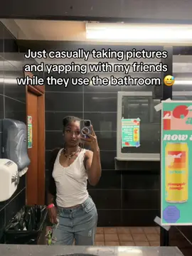 We were definitely more than a few drinks in 😅 my favorite activity #fyp #fypage #trending #viral #locs #wlw #girlsnight #girlsnightout 