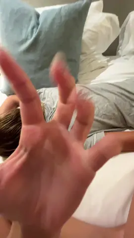 arm tickling!! #asmr #lofi #bsfs #fyp #scratching 
