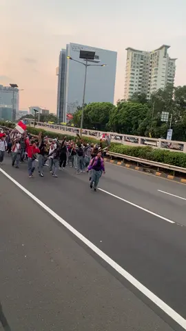 STM x MAHASISWA siap membantu masyarakat demo tanggal 25 agustus 2025 #fyp #demo #25agustus #viral #suararakyat #trending #4u 