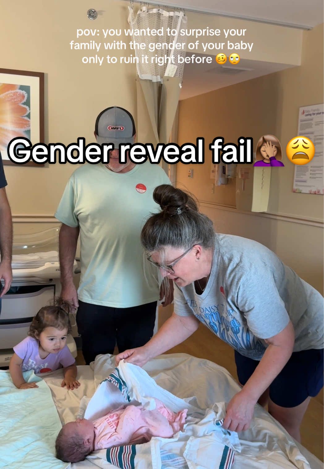 I swear I cringe everytime I watch this😫 we waited so long to find out the gender of our baby and to be able to surprise our family only for me to ruin it 4 DIFFERENT TIMES!!! 🤦🏽‍♀️  #genderreveal #genderrevealfail #newborn #MomsofTikTok #postpartum 