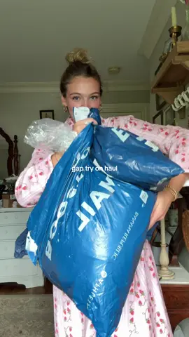 i think this might be my best (and biggest lol) gap haul to date - everything 🔗 on my shopmy #haul #gap #gaphaul #tryonhaul #shopping @Gap 