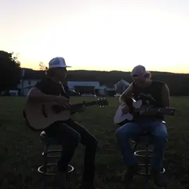 @Tyler Childers  - feathered indians 🪶  @ʇʇǝɹɹɐƃ #fyp #music #cover #acoustic #tylerchilders 