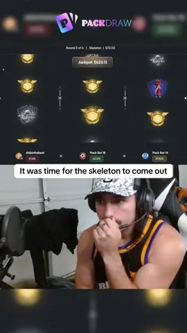 It was time for the skeleton to come out #kickstreaming 
