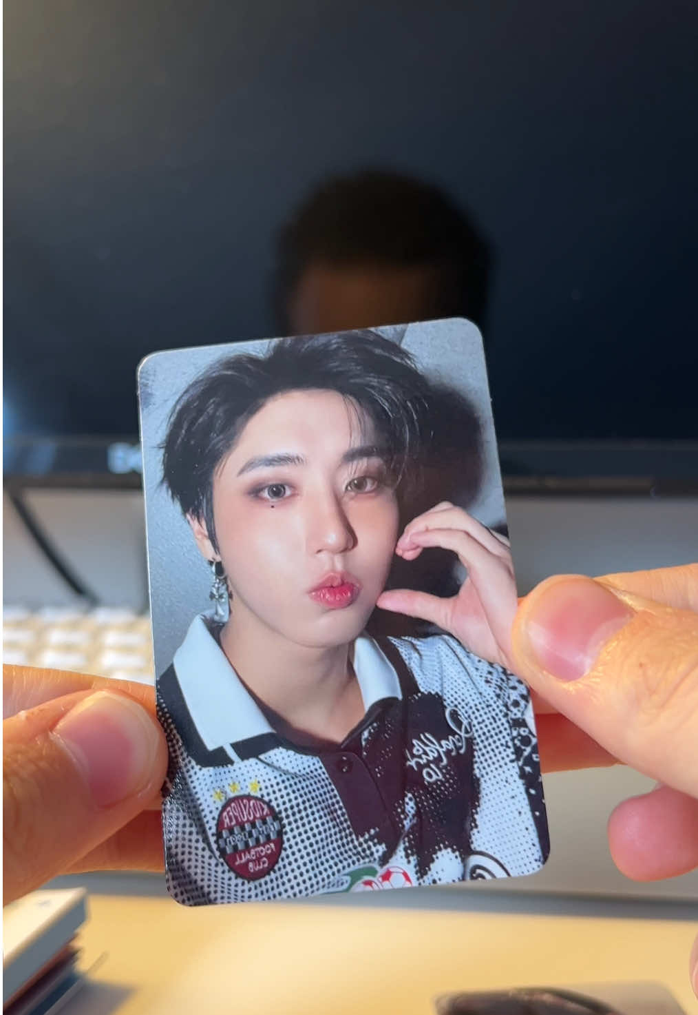the photocards I pulled are sooo cute #straykids #skz #kpop #kpopunboxing #kpoptiktok 