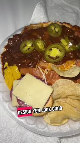 Every other bite gets mustard #chiddycheese 