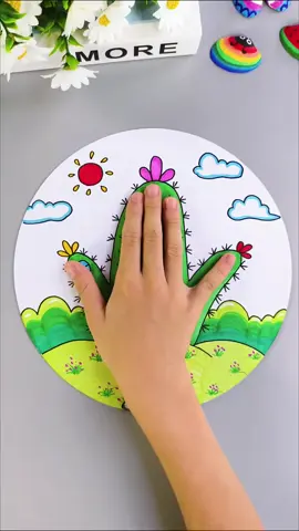 I'm making a cactus house with my palm! Come and play with it! #childrenpainting #childrencreativeart #parentchildcraft 