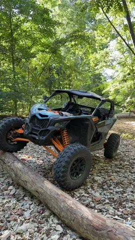 It’s all love ferbious @Kaden22 #x3#canam#race#flex#suzuki