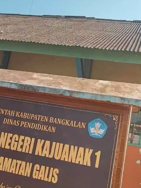 Upacara todayyyyy #fyp #fyppppppppppppppppppppppp #foryoupage #fypシ゚ #fypage #sekolahkeren #foryou #upacarabendera #upacaraharisenin #sekolahdasar #sekolahhebatindonesia