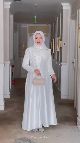 Gamis mewah yang memikat hati — nyaman dipakai, cantik dipandang, dan siap membuatmu bersinar🥰❤️#gamispremium #gamisputih #gamismewah #gamislebaran #gamiselegant 