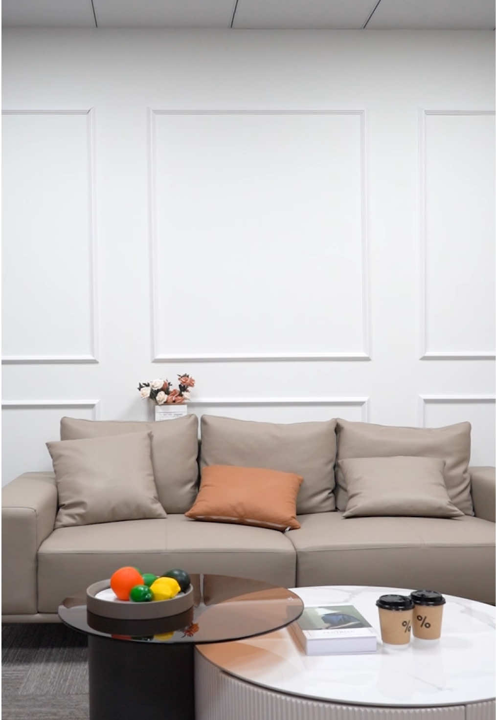 For all the wall trim lovers! You can do this too. #wallmoulding #moulding #homerenovation #homedecor #homeimprovement #walltrim #diyhomedecor #easydiy #molding 