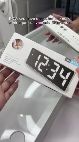 ⏰✨ Design moderno, funções completas e praticidade no seu dia a dia! O Relógio Despertador Digital de Mesa é compacto, funcional e ideal para quem busca organização com estilo.#fy #shopee 