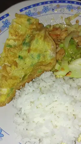 bersyukur makan enak oseng tempe kubis dan telur dadar nikmat banget #resepsimple #mukbang #food 