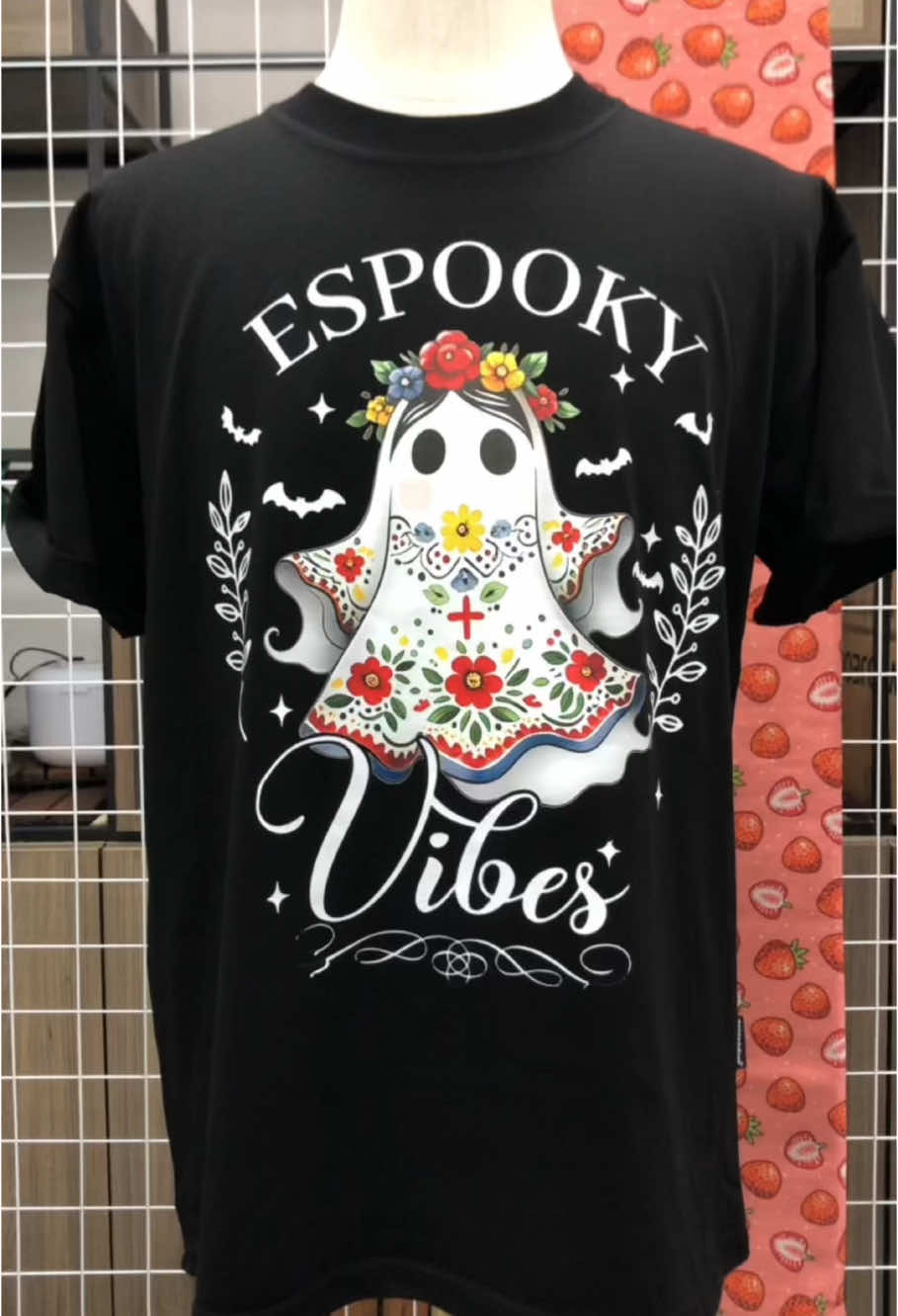 Mexican halloween espooky vibes shirt #trending #mexico #halloween 