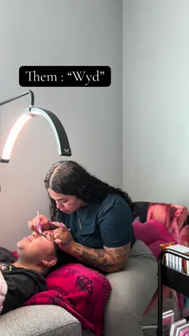 I’m busy doing what I love ✌️#lashes #tucsonarizona #lashtech