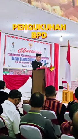 Saya mengukuhkan perpanjangan keanggotaan Badan Permusyawaratan Desa (BPD) se-Kabupaten Alor sebanyak 1.056 orang (Jumat, 22 Agustus 2025) Acara ini turut disaksikan oleh jajaran FORKOPIMDA Kabupaten Alor sebagai bentuk dukungan terhadap penguatan peran BPD di tingkat desa. BPD merupakan mitra strategis pemerintah desa dalam membangun tata kelola pemerintahan yang transparan, partisipatif, dan berorientasi pada kesejahteraan masyarakat. Semoga seluruh anggota yang telah diperpanjang masa keanggotaannya dapat terus menjalankan tugas dengan penuh tanggung jawab, dedikasi, dan semangat pengabdian demi kemajuan desa-desa di Kabupaten Alor. Mari bersama membangun Alor dari desa!