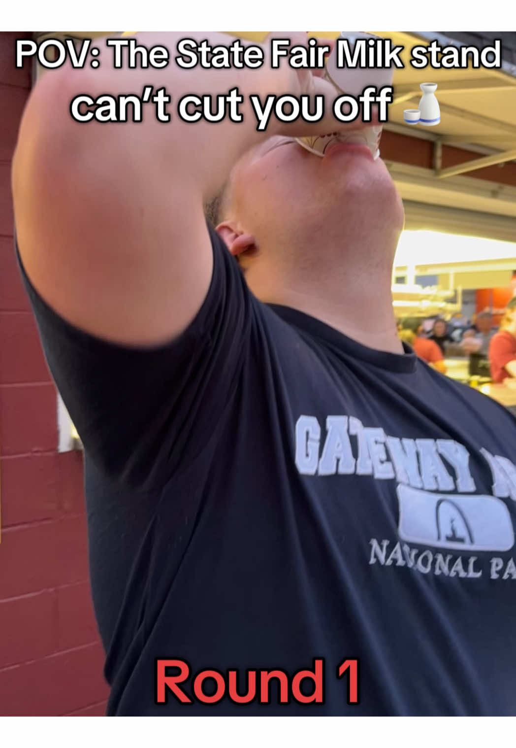 School’s too close… pass the milk🥛🍶 #milkaholic #mnstatefair 