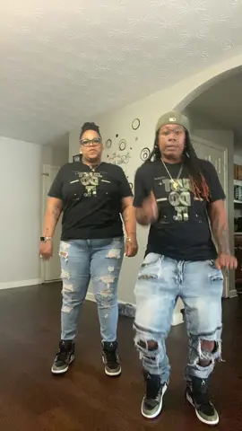 Watch the ending 😂🤣#foryoupage #couplesgangnation🌈🏳️‍⚧️ #olebrandselect #fyp #marriedlife 