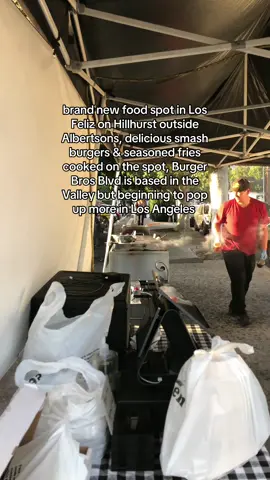 tried this on a whim the other night while leaving Los Feliz Albertson’s (you can’t miss this from the parking lot) & definitely will be going back, more options than just burgers too; especially loved the seasoning on the fries, recommend checking this spot out or checking with Burger Bros Blvd as to when they’ll next be here, seeing this tent here more & more; their brick & mortar is in the Valley, seems to be rotating folks occupying this pop-up spot (like Bella Luna Pizza, which is also so good) #losangelesfood #losangelesfoodie #losangeles #Foodie #foodietiktok 