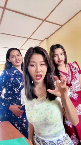 ၃ယောက်ပေါင်းလောင်းကျော်ဆိုတာဒီဖွဲ့😂 @JUE JUE 