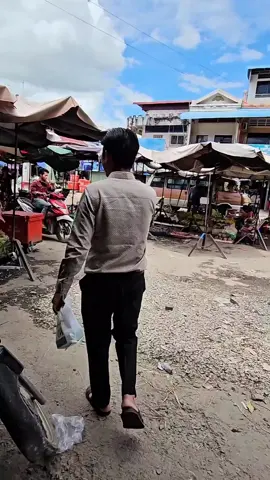 followបាន20,0000ពីកំណប់ សម្រស់