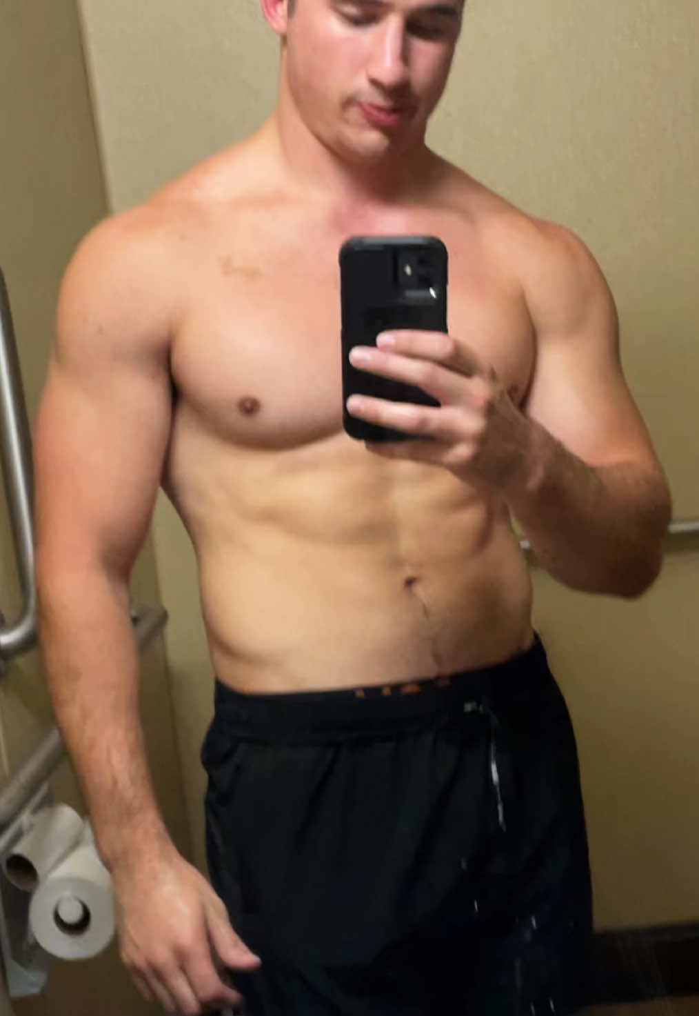 IG @troycfit