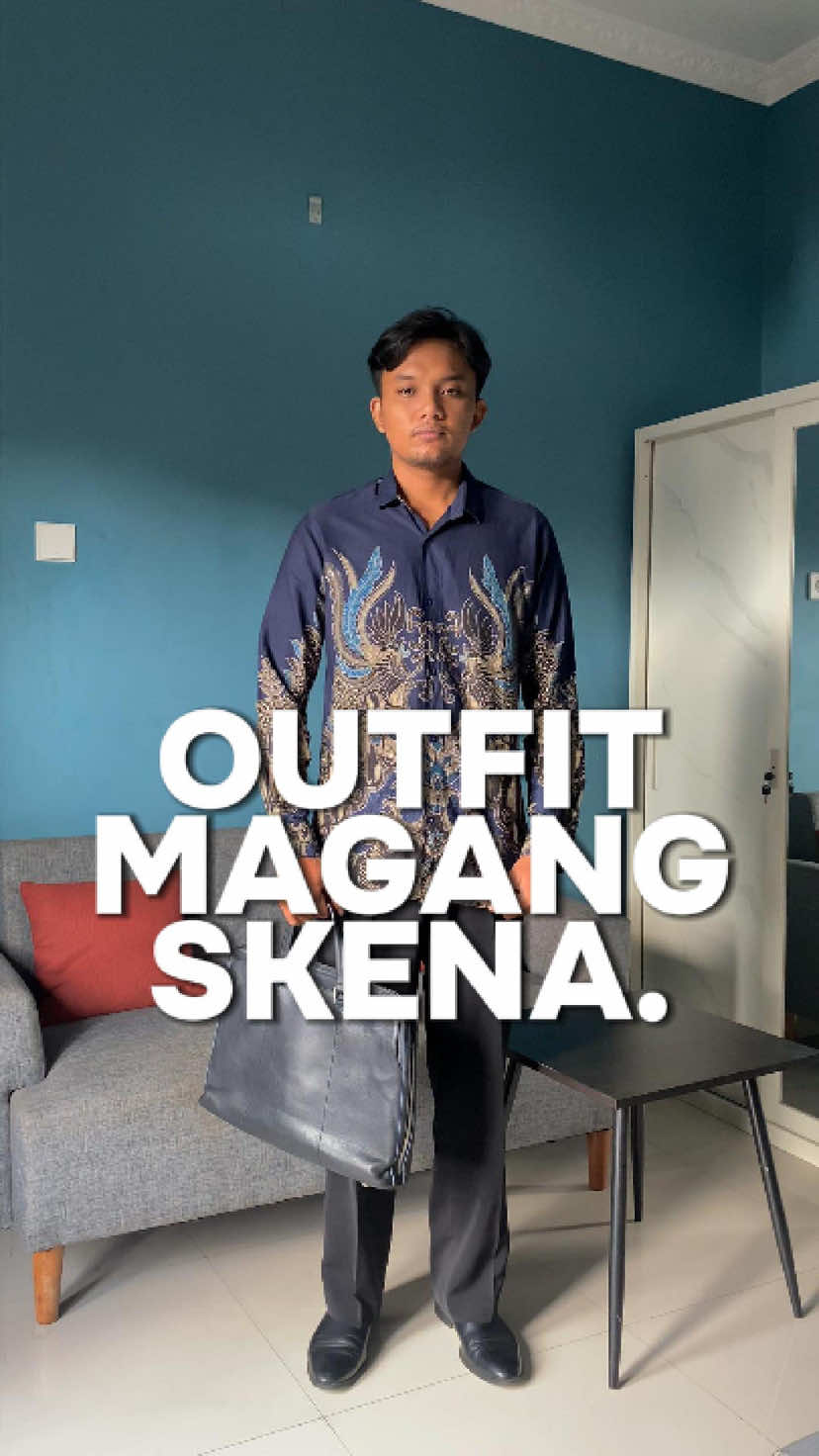 Outfit magang buat skena skena hukum. tetep harus on point walaupun masih magang biar nanti jadi pengacara skena! #fyp #OOTD 