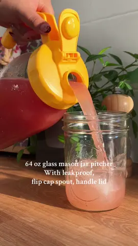 Upgrade your drink game with #soligtmasonjarpitcher 🫙🎀#tiktokfinds #fyp #foryoupage #foryoupageofficiall #drinktok #homestead #giftideas #masonjars #masonjarcrafts #tiktokmademebuyit #kitchengadgets #tiktokmusthaves #tiktokshopbacktoschool 