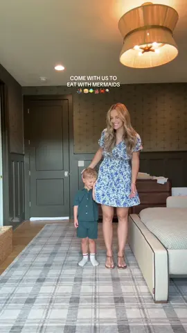 Boy mom doing boy mom things #livingleonard #boymom #minivlog #dayinmylife #breakfast 