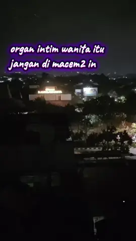 ilmu mahal utk perempuan 🤭 dr. Boyke , dokter spesialis Obstetri dan Ginekologi serta seksolog.