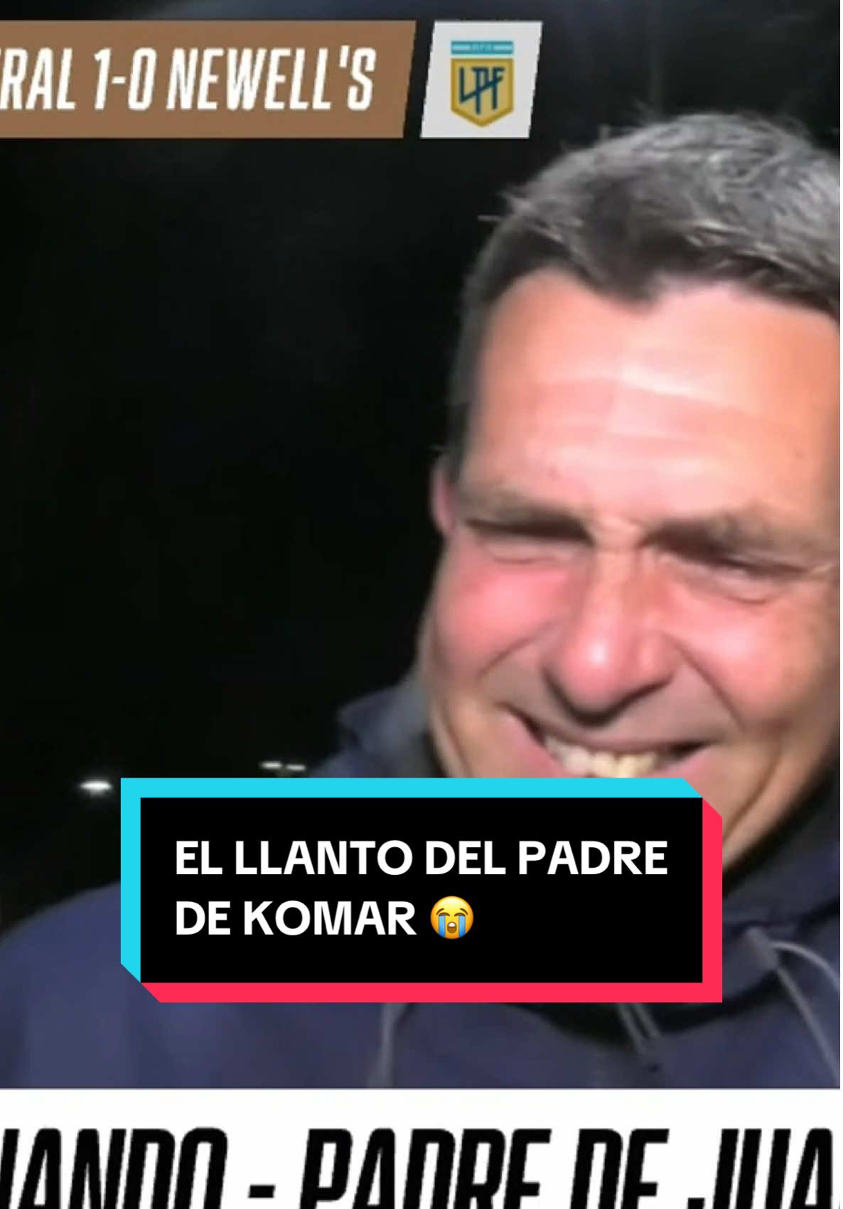 🥺 HASTA LAS LÁGRIMAS: El padre de Juan Cruz Komar, emocionado tras la victoria de Rosario Central en el clásico rosarino  ▶️ Mirá #ESPNFútbol1 en el Plan Premium de #DisneyPlus #TikTokDeportes #Futbol 