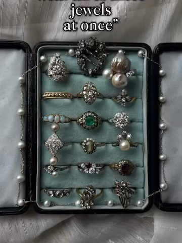 …people have, in fact, said that to me— they remain lock jawed!! ✨💎#antiquejewelry #diamondring #historicaljewelry #victorianjewelry #victoriandiamondring #antiqueengagementring #victorianrings #historicalengagementring #oldminecutdiamond